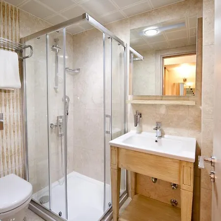 アパートホテル Atrium *