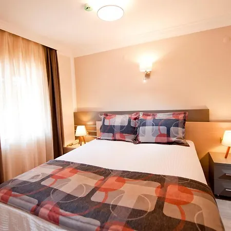 Atrium アパートホテル